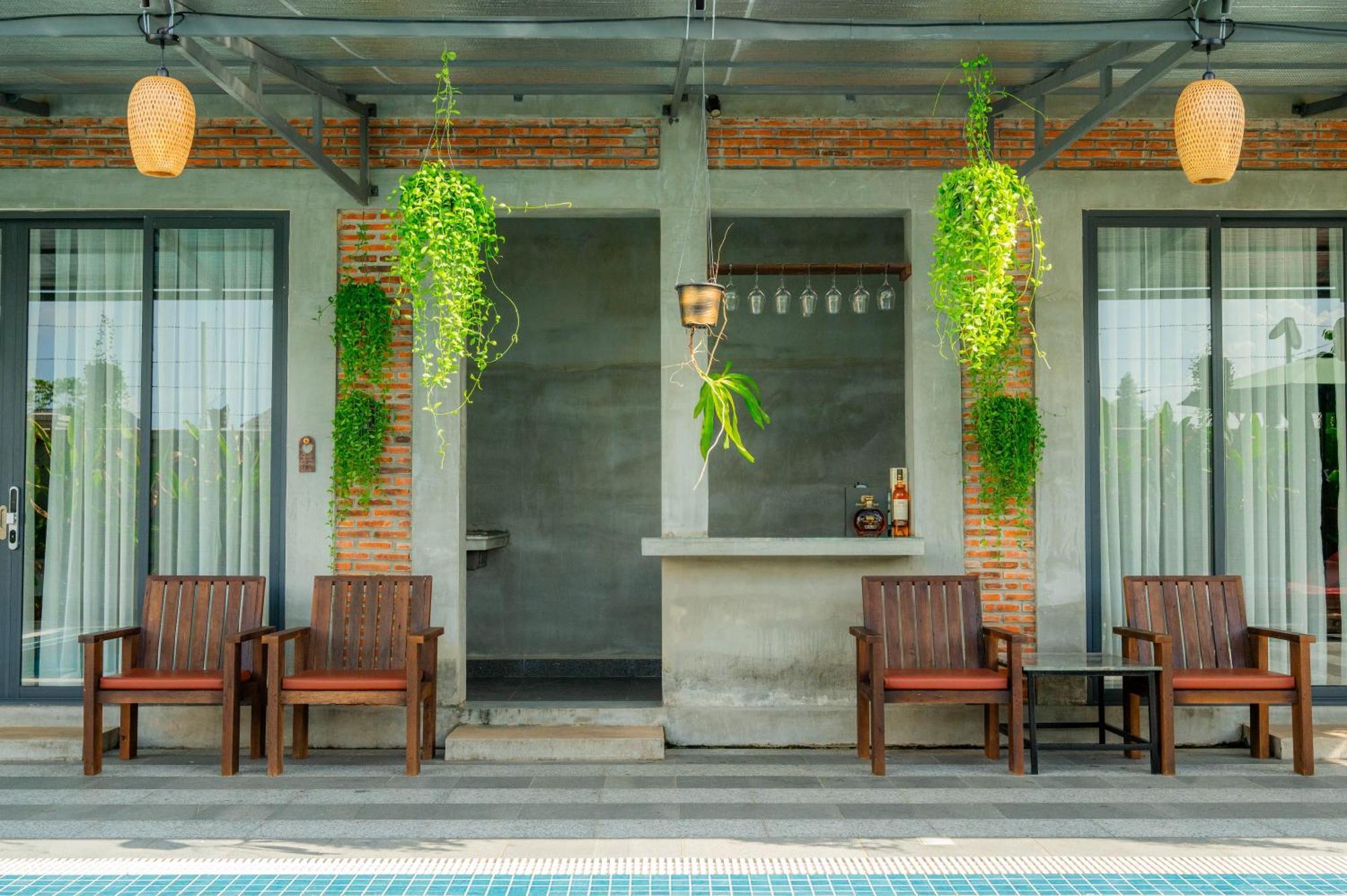 Sweet Boutique Hotel 4*